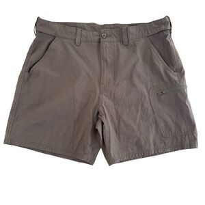 Huk XL 38x7 Gray Cotton Poly Blend Stretch Performance Mens Cargo Fishing Shorts